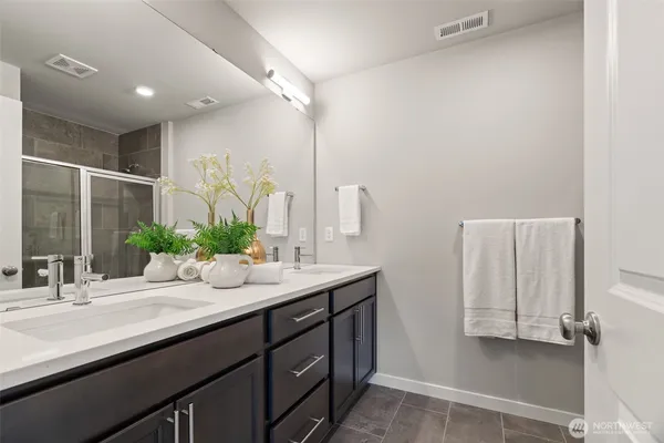 $949,950 | 309 207th Place Southeast, Bothell, WA 98012