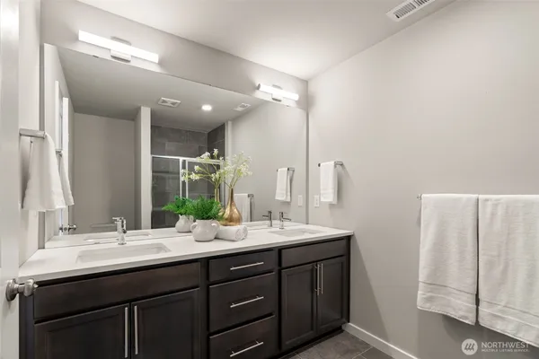 $949,950 | 309 207th Place Southeast, Bothell, WA 98012