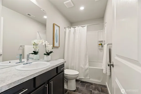 $949,950 | 309 207th Place Southeast, Bothell, WA 98012
