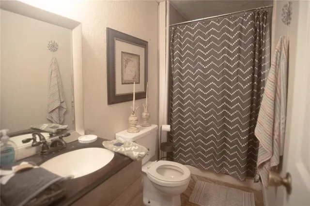 $270,000 | 2808 South 53rd Street, Kansas City, KS 66106