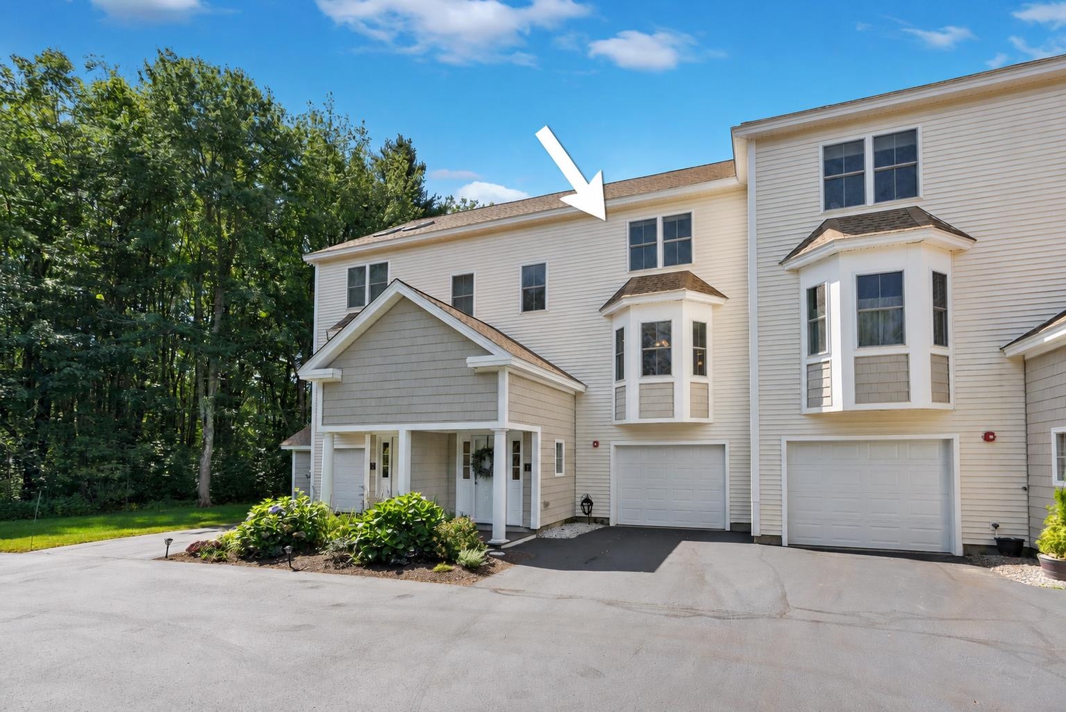 243 Drakeside Road, Unit 4 Hampton, NH 03842 - Photo 1 of 27 Gallery Image 1