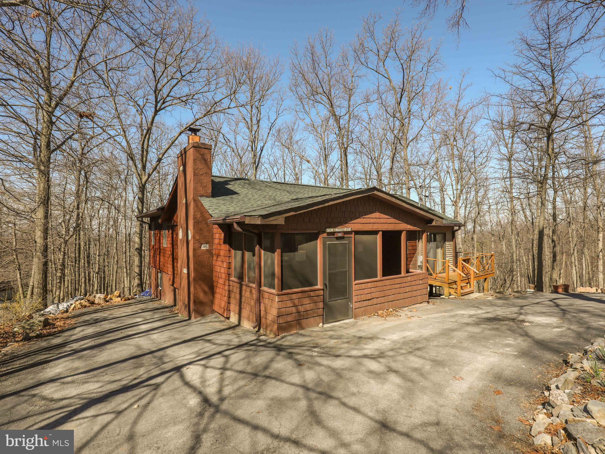 1195 Valley View Road Harpers Ferry, WV 25425 - Photo 4 of 31 Gallery Image 4
