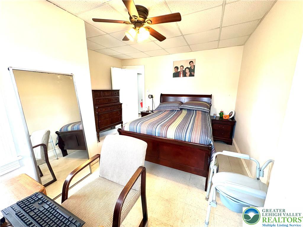 346 Messinger Street Bangor, PA 18013 - Photo 19 of 26 a living room with furniture