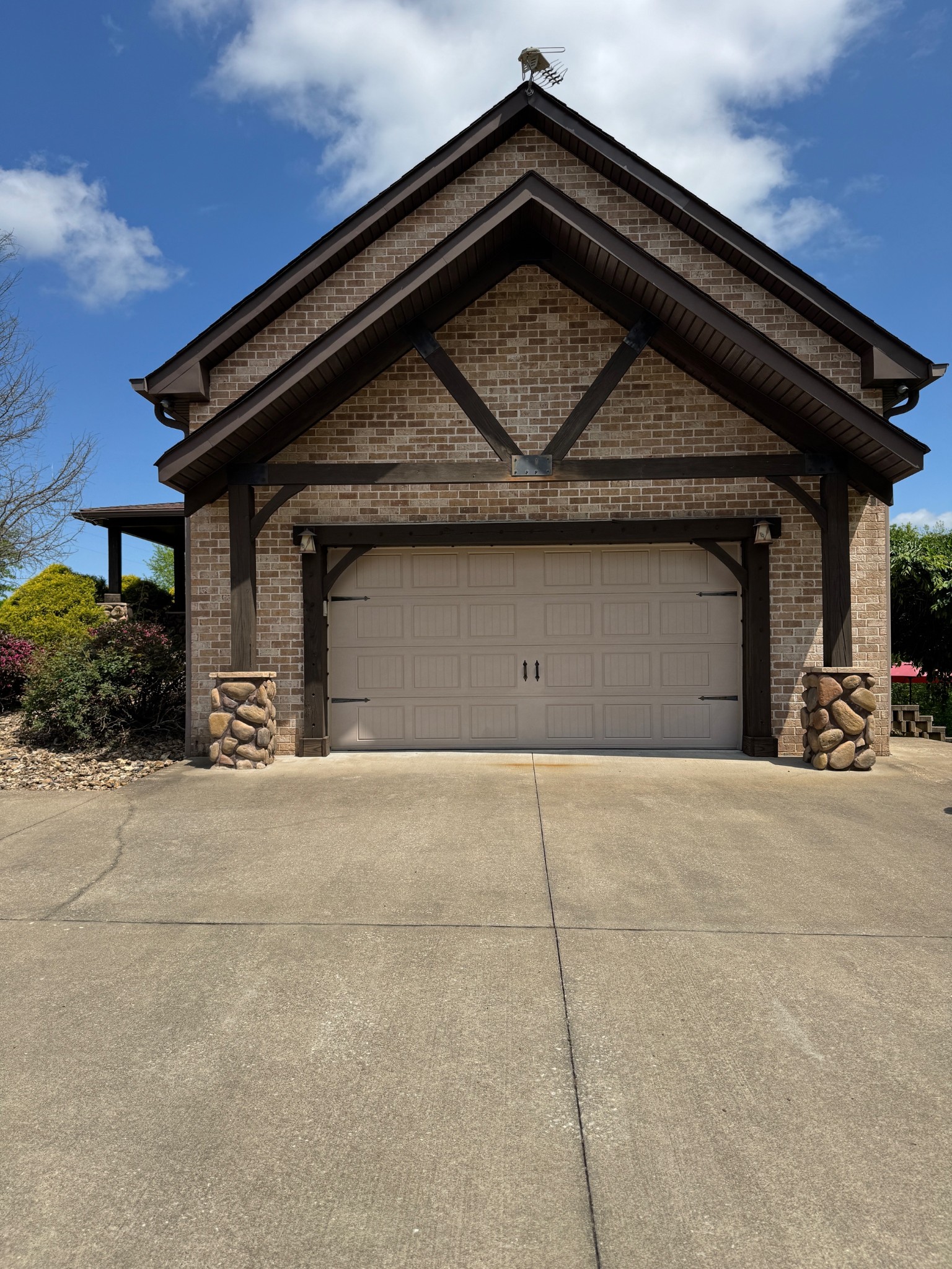 375 Autumn Ridge Lane Lafayette, TN 37083 - Photo 36 of 43 a front view of a house with a garage