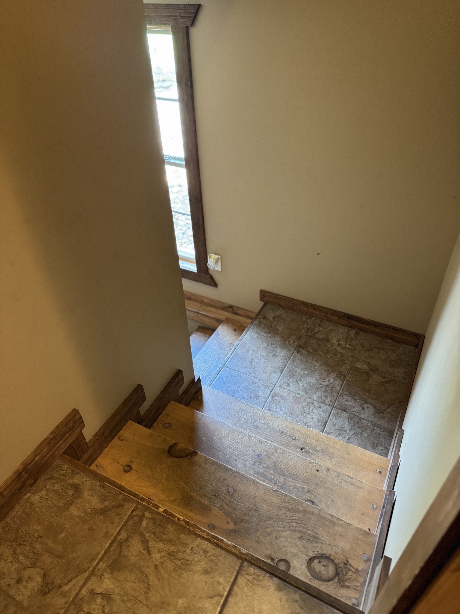 375 Autumn Ridge Lane Lafayette, TN 37083 - Photo 37 of 43 a view of empty room with windows