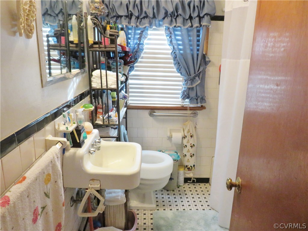 504 East Huntsman Road Sandston, VA 23150 - Photo 9 of 11 Gallery Image 9