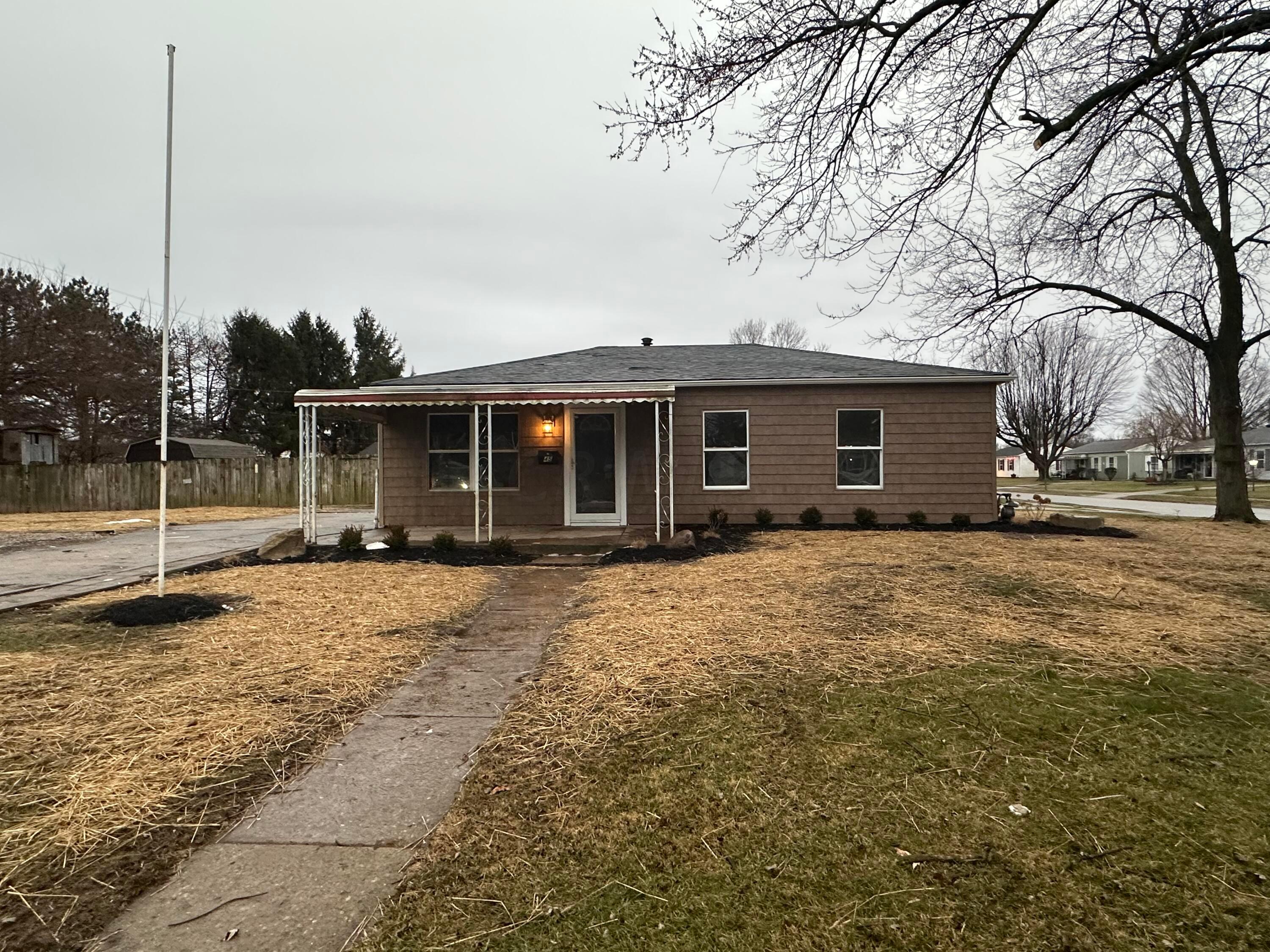 45 West Alcott Road Columbus, OH 43207 - Photo 2 of 11 IMG_3827