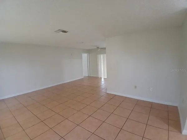 $274,900 | 632 Midiron Drive, Poinciana, FL 34759
