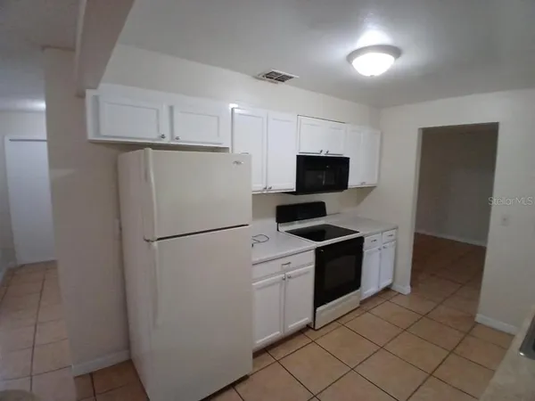$274,900 | 632 Midiron Drive, Poinciana, FL 34759