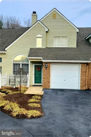 $330,000 | 43 Standiford Court, Unit 155, Wilmington, DE 19804