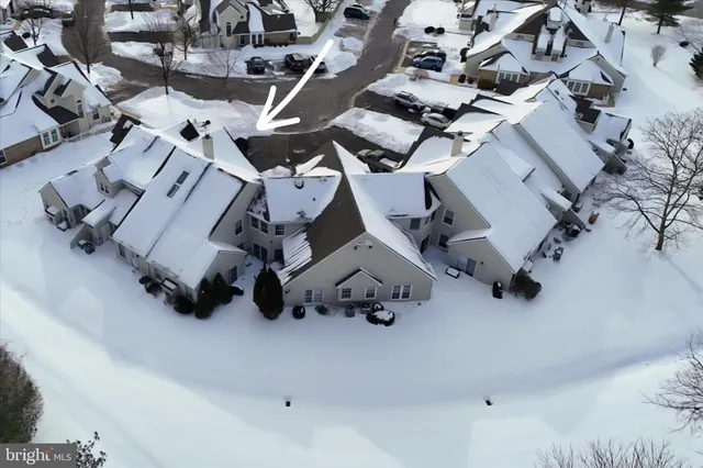 $330,000 | 43 Standiford Court, Unit 155, Wilmington, DE 19804