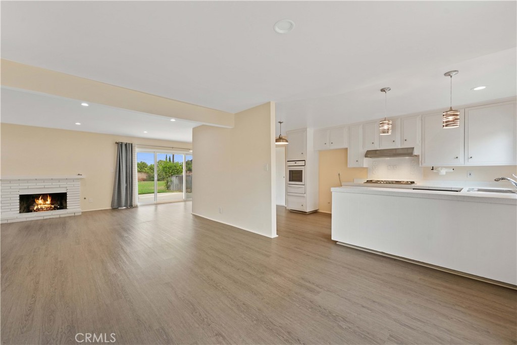 4694 Walnut Avenue Simi Valley, CA 93063 - Photo 6 of 64