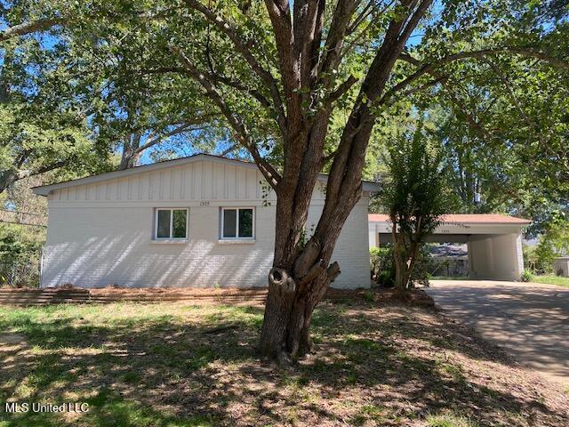 1305 Post Road Clinton, MS 39056 - Photo 1 of 11 front