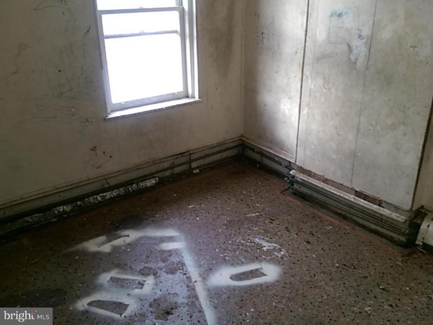 2827 North Constitution Road Camden, NJ 08104 - Photo 5 of 9