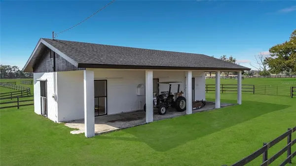 $1,099,999 | 780 Northeast 100th Street, Ocala, FL 34479