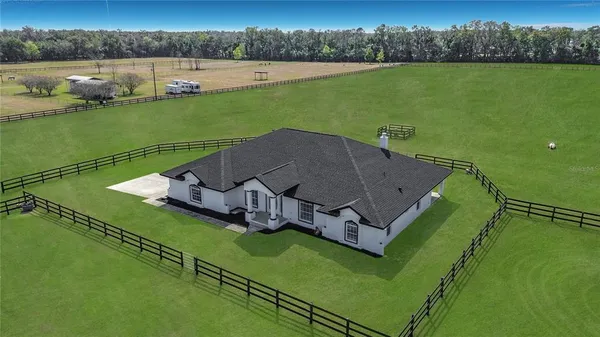 $1,099,999 | 780 Northeast 100th Street, Ocala, FL 34479