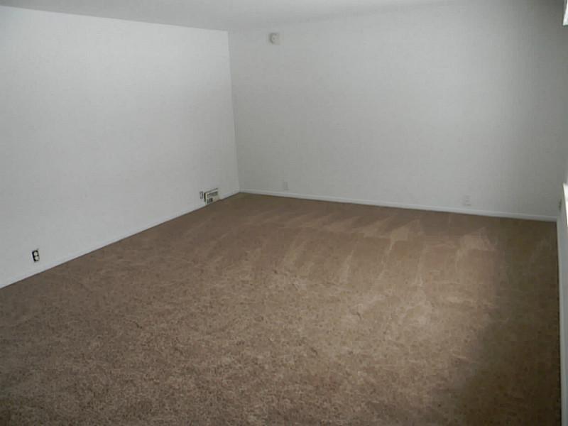 104 Mackey Road Danville, IN 46122 - Photo 8 of 20 Gallery Image 8
