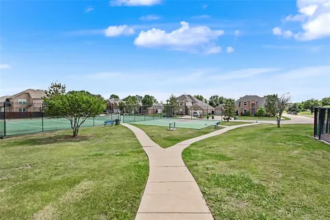 $379,900 | 11820 Gold Creek Drive East, Fort Worth, TX 76244