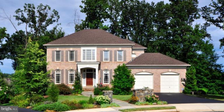 11090 Whitstone Place Reston, VA 20194 - Photo 1 of 30 Exterior (Main)