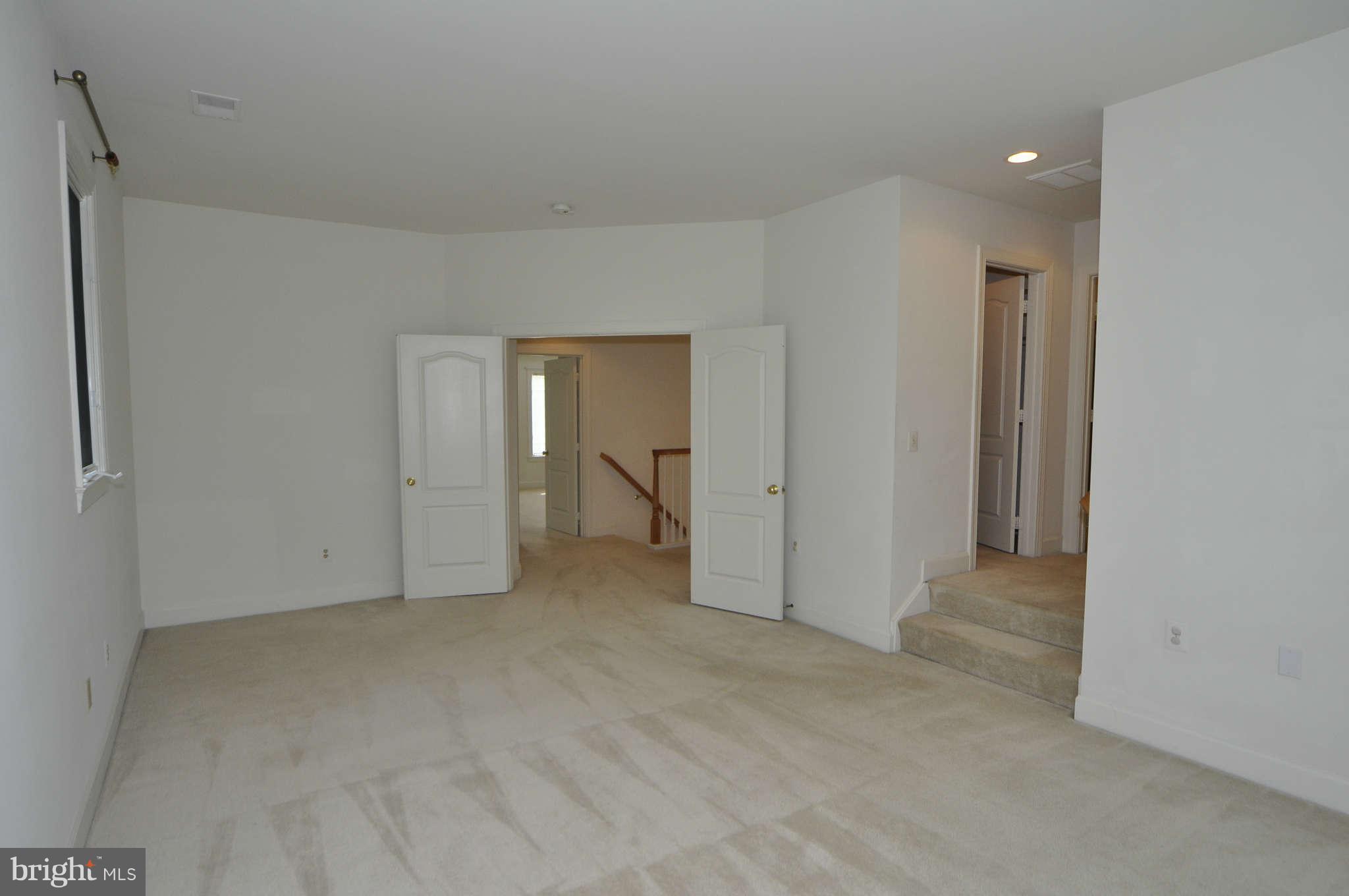 11090 Whitstone Place Reston, VA 20194 - Photo 19 of 30 Bedroom (Master)