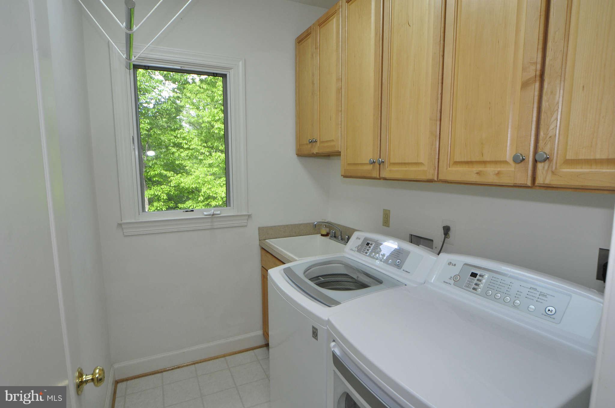 11090 Whitstone Place Reston, VA 20194 - Photo 28 of 30 Interior (General)