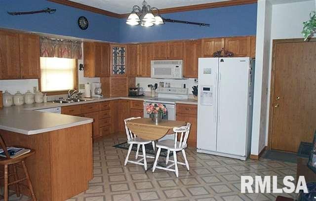 343 East Memorial Road Walcott, IA 52773 - Photo 8 of 12 Gallery Image 8