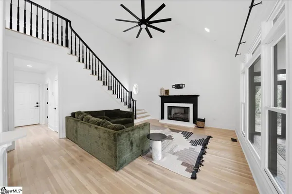 $1,450,000 | 3 Baily Knoll Court, Simpsonville, SC 29681