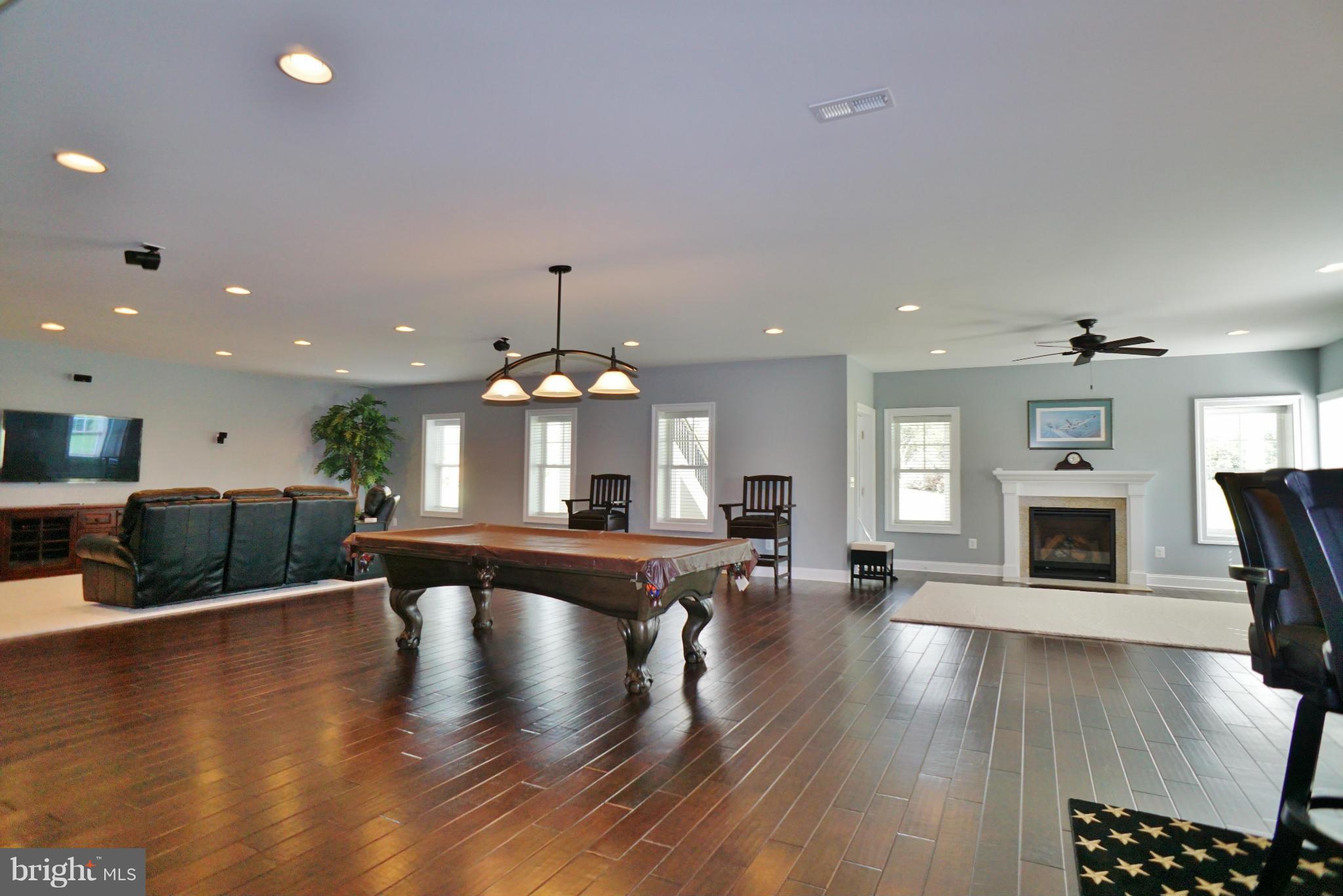 220 Lindbergh Way Summit Point, WV 25446 - Photo 20 of 30 Family Room