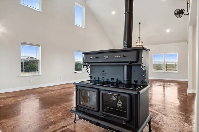 $659,900 | 407 Pr 2139a Iredell Tx 76649, Iredell, TX 76649