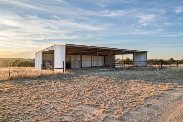 $659,900 | 407 Pr 2139a Iredell Tx 76649, Iredell, TX 76649