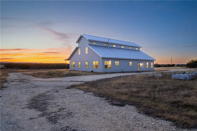 $659,900 | 407 Pr 2139a Iredell Tx 76649, Iredell, TX 76649