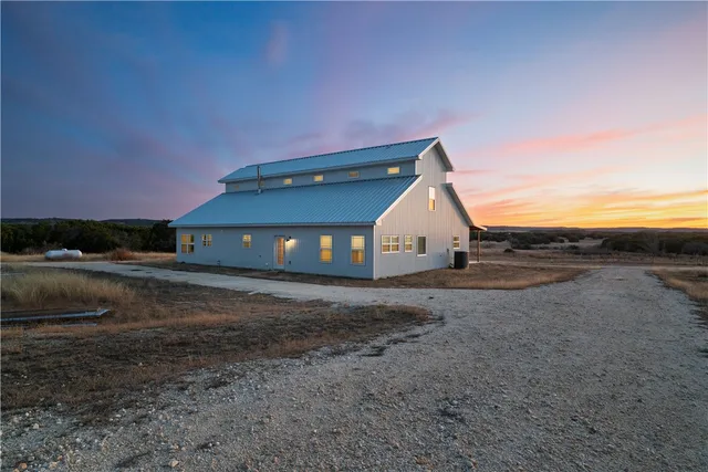 $659,900 | 407 Pr 2139a Iredell Tx 76649, Iredell, TX 76649