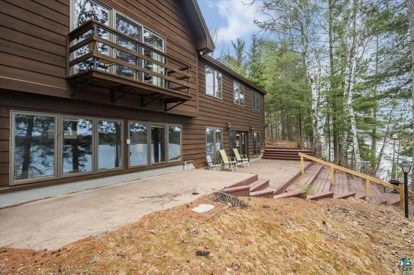 $700,000 | 8305 South Summer Road, Lake Nebagamon, WI 54849