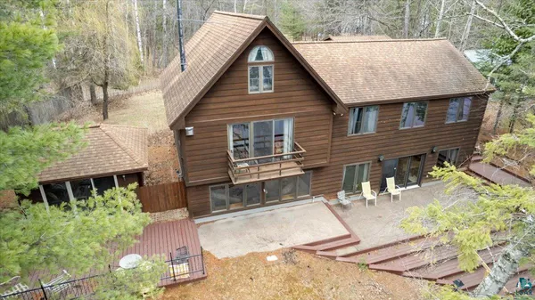 $700,000 | 8305 South Summer Road, Lake Nebagamon, WI 54849