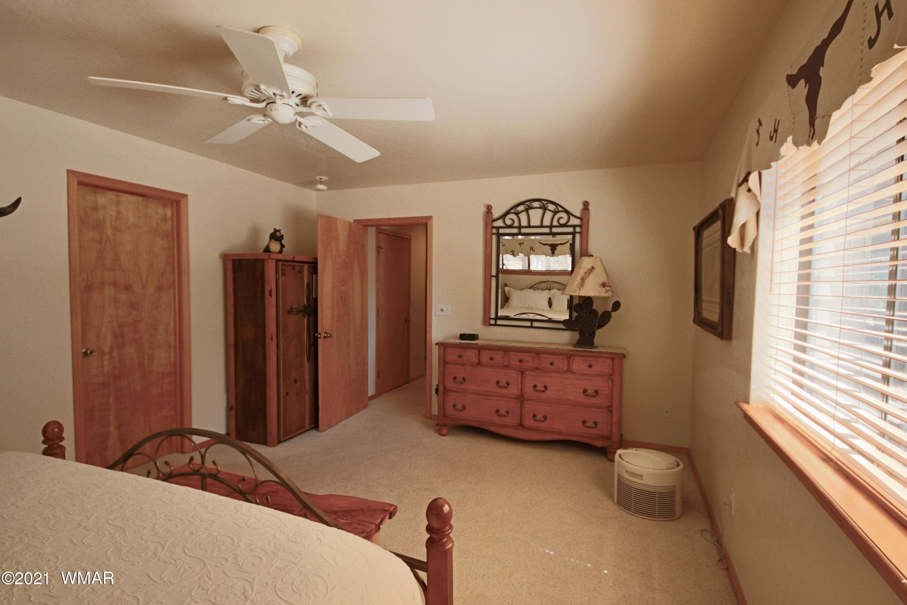 1502 Mainline Road Heber, AZ 85928 - Photo 15 of 60 Gallery Image 15