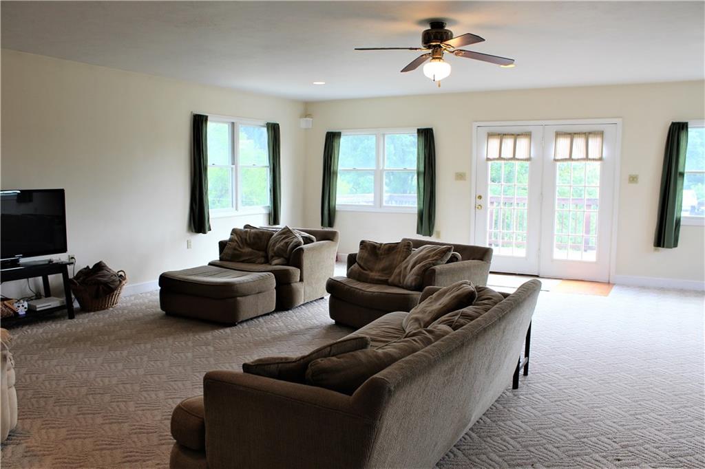 4685 Brownsville Road Pittsburgh, PA 15236 - Photo 15 of 21 Gallery Image 15