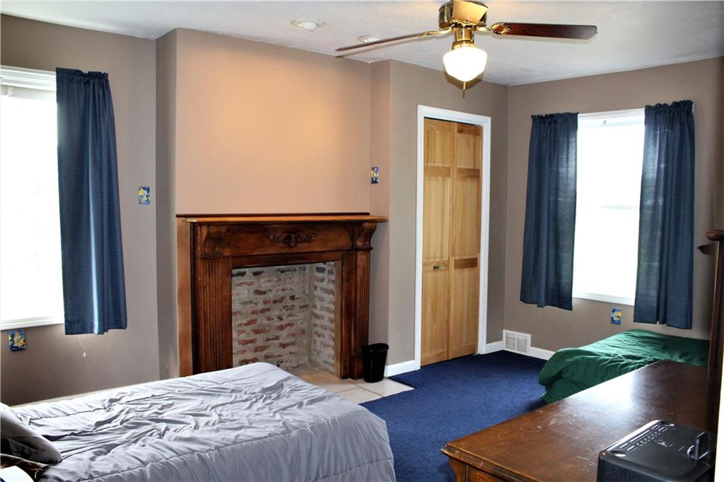 4685 Brownsville Road Pittsburgh, PA 15236 - Photo 19 of 21 Gallery Image 19