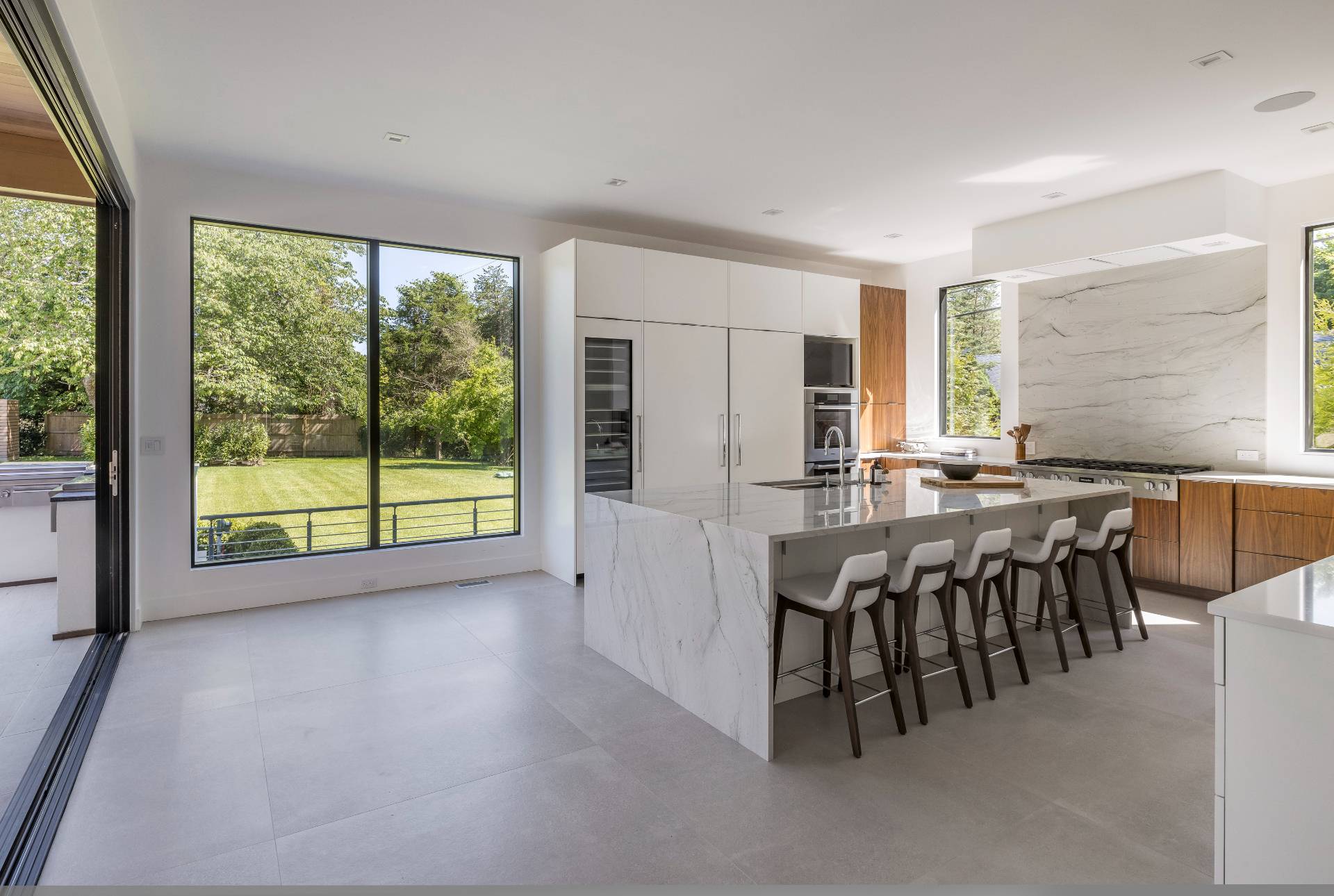86 Skimhampton Road East Hampton, NY 11937 - Photo 20 of 41 Gallery Image 20