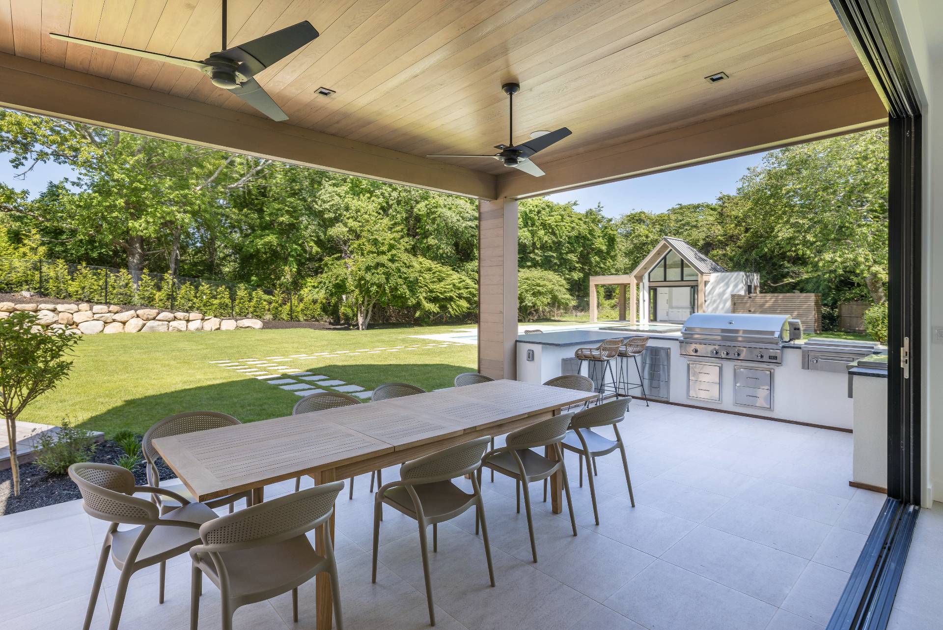 86 Skimhampton Road East Hampton, NY 11937 - Photo 23 of 41 Gallery Image 23