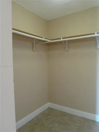 $2,450 | 9375 Fontainebleau Boulevard, Unit L317, Miami, FL 33172