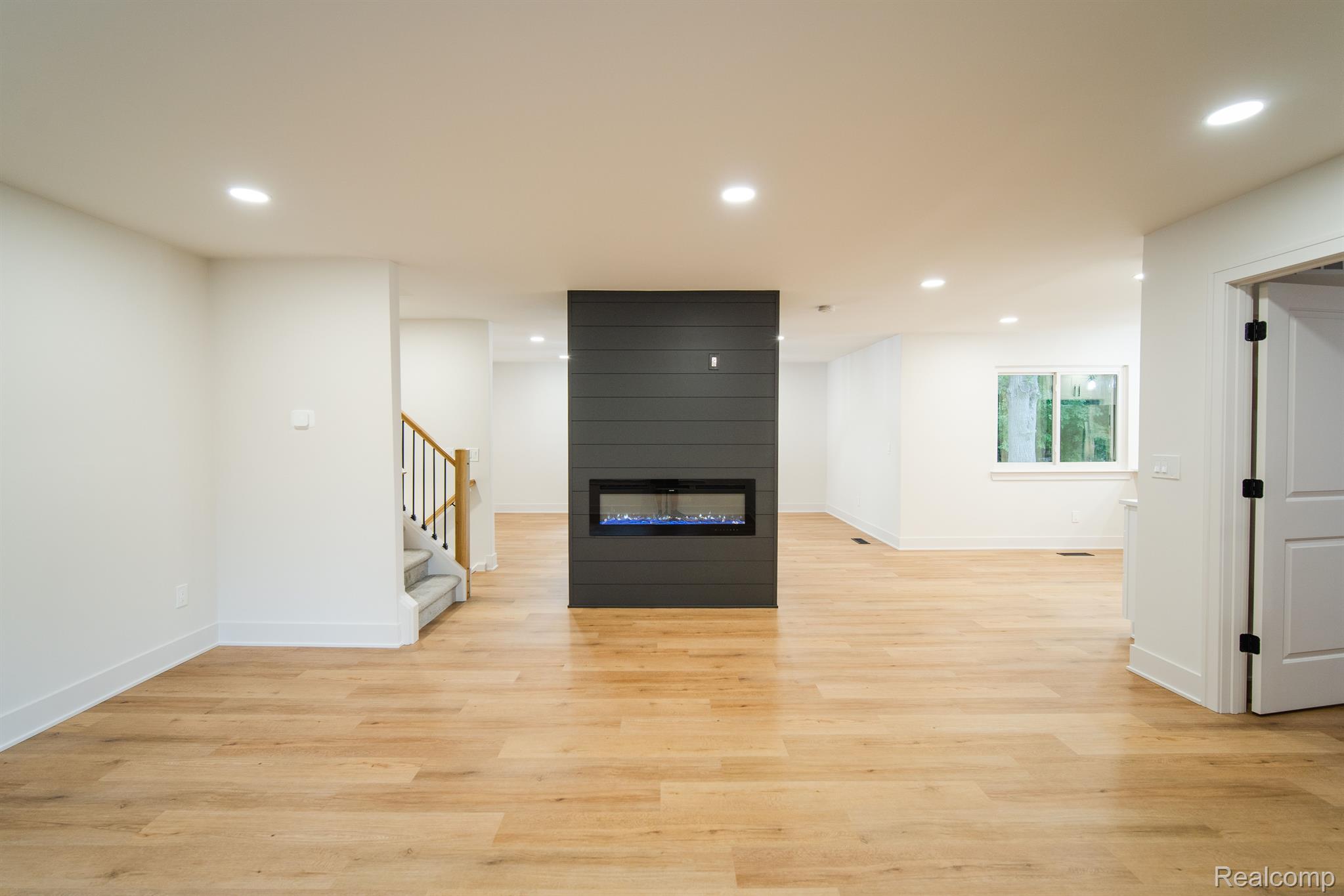 700 Spartan Drive Rochester, MI 48309 - Photo 16 of 81 Gallery Image 16
