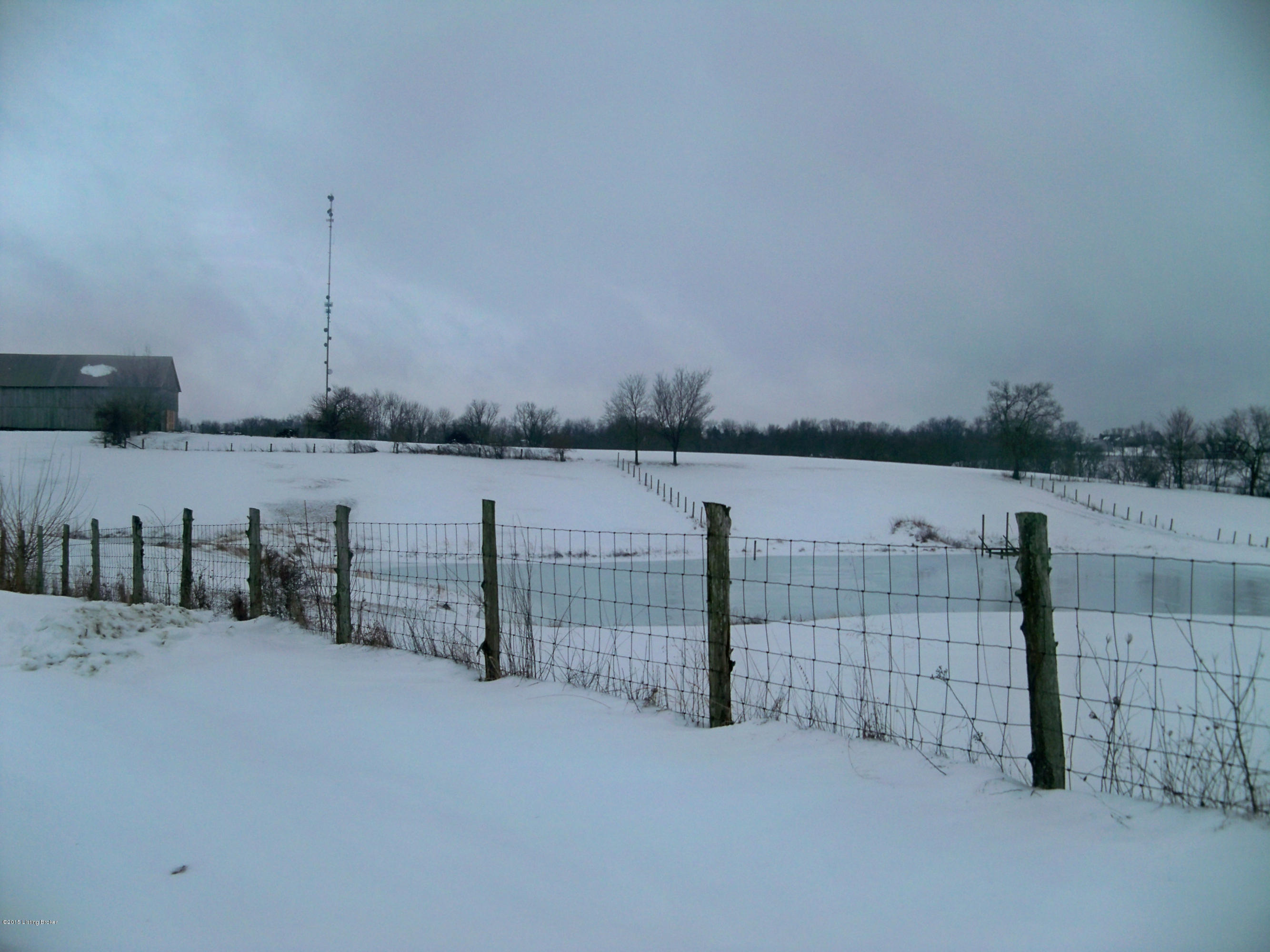 8-9 Bloomfield Road Bardstown, KY 40004 - Photo 6 of 9 100_4453