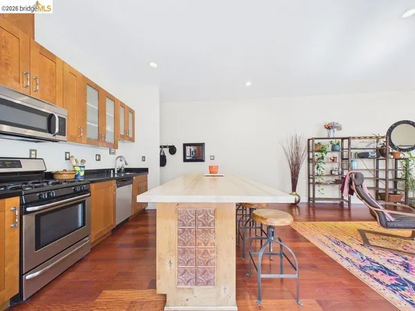 $449,000 | 1488 14th Street, Unit A, Oakland, CA 94607