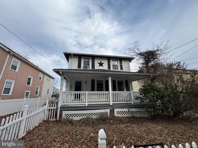 $2,450 | 976 Upper Gulph Road, Wayne, PA 19087