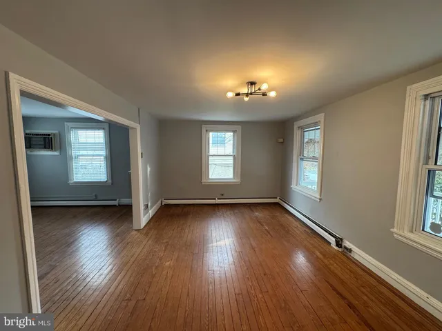 $2,450 | 976 Upper Gulph Road, Wayne, PA 19087