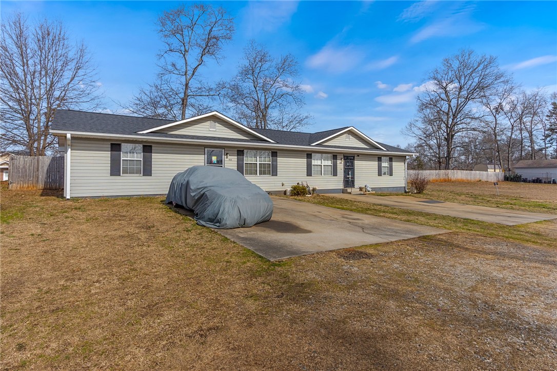 1909-1911 Gerrard Road Anderson, SC 29625 - Photo 2 of 24
