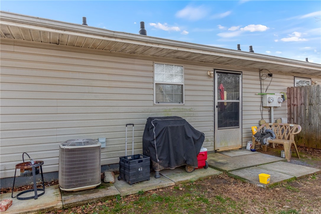 1909-1911 Gerrard Road Anderson, SC 29625 - Photo 21 of 24 Unit#2 Private Back Yard