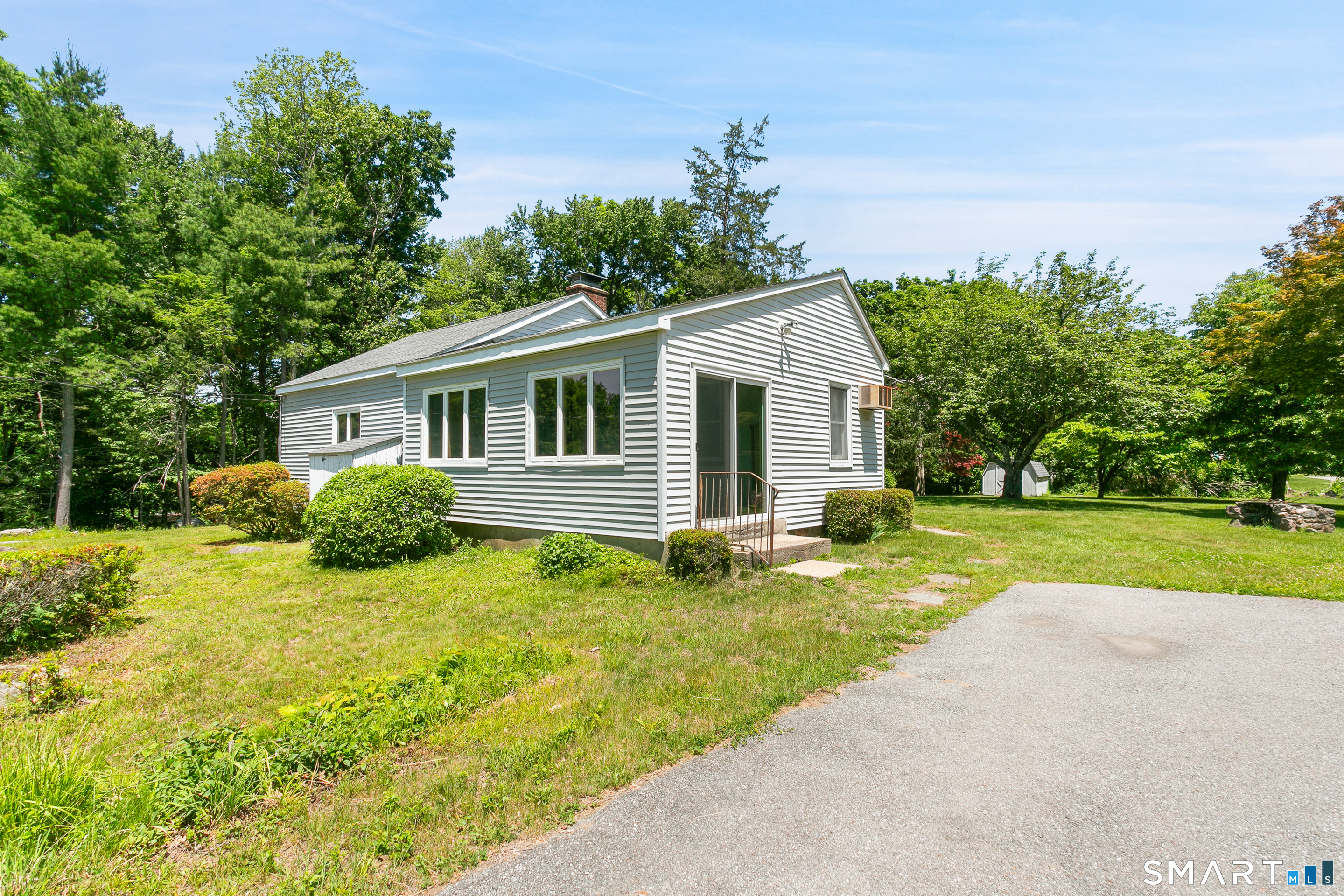 11 Bear Mountain Road New Fairfield, CT 06812 - Photo 3 of 30