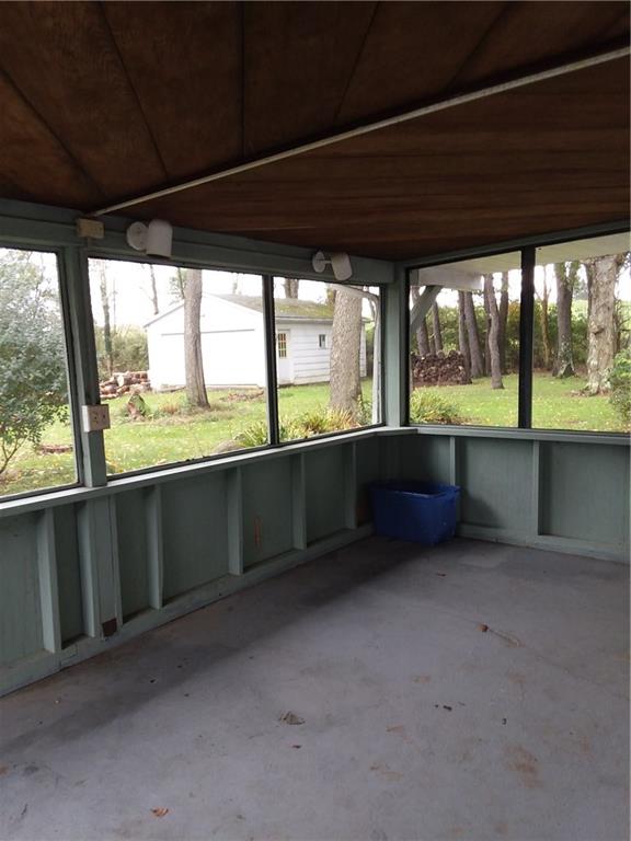 2519 South Ridge Road Shelocta, PA 15774 - Photo 6 of 24 SCREENED PORCH