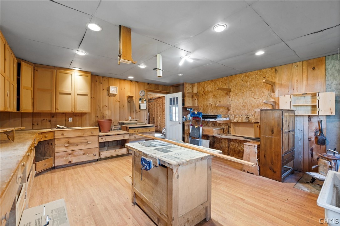 1548 West Genesee St Road Aurelius, NY 13021 - Photo 24 of 39 Garage workshop
